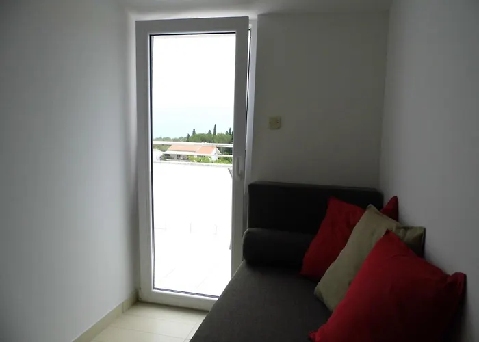 Balsic Mit Dachterrasse By Interhome * Malinska